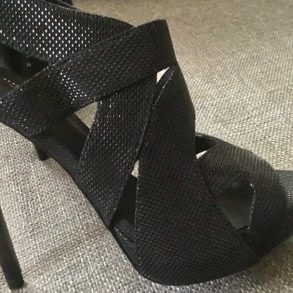 New Just Cavalli 5” black cage sandals 39 8.5 - Picture 2 of 11